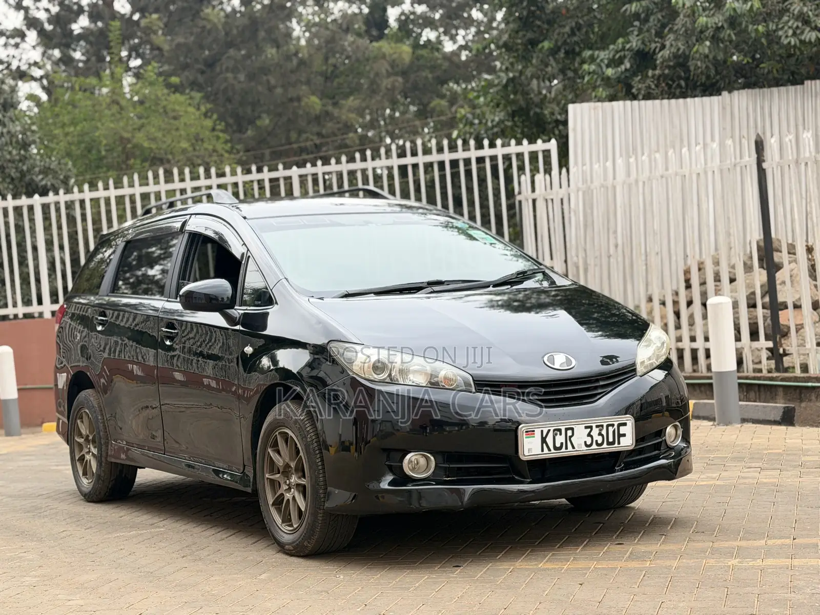 Toyota Wish 2011 Black