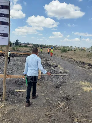 Land and Plots for Sell in Katani