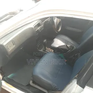 Toyota Corolla 1998 White