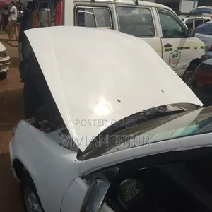 Toyota Corolla 1998 White