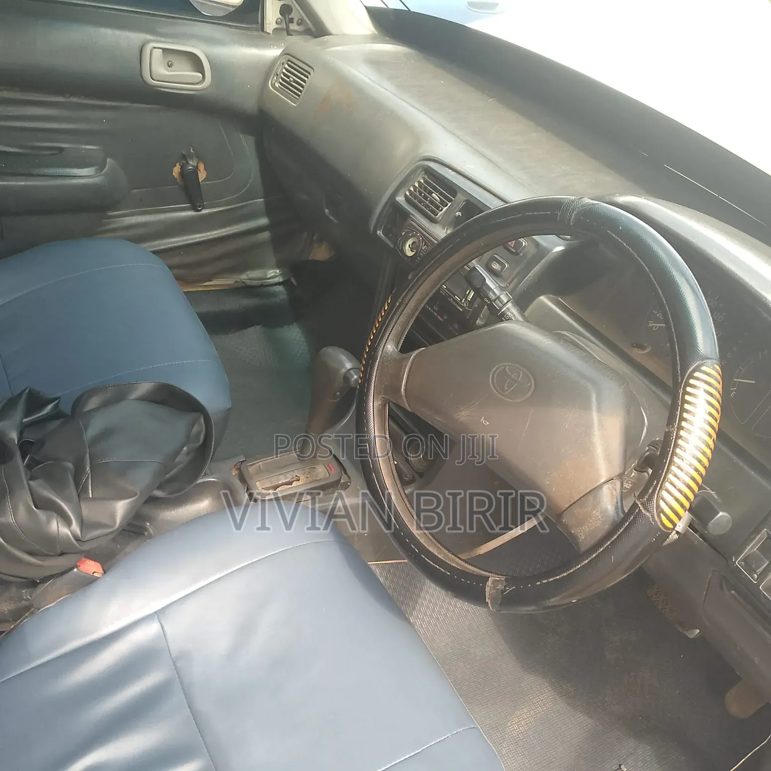 Toyota Corolla 1998 White