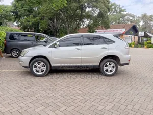 Toyota Harrier 2004 Silver