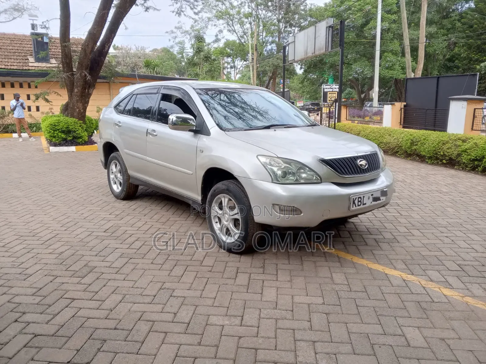 Toyota Harrier 2004 Silver