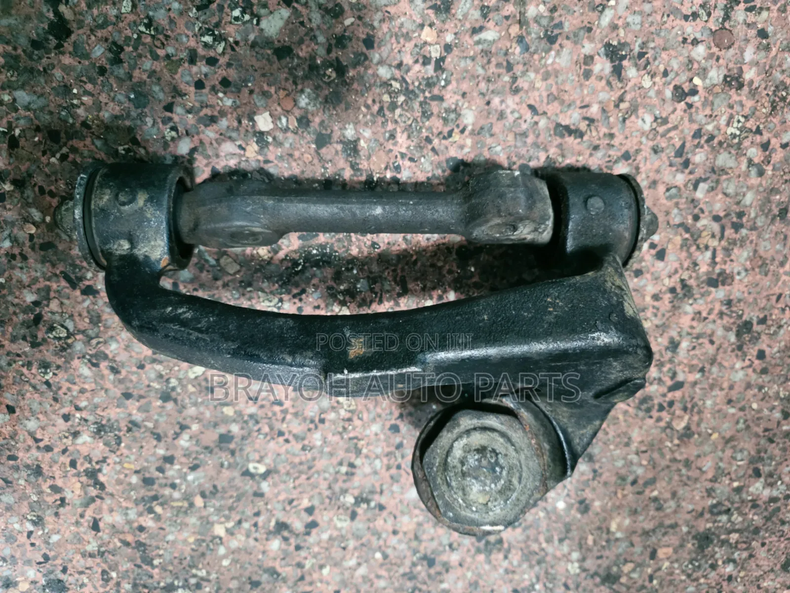 Isuzu Elf Upper Arm