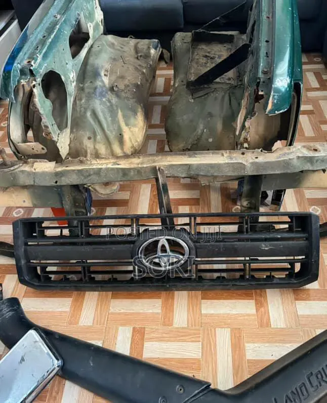 Land Cruiser Dashboard,fender, Radiator, Snorkel Grill Headlights Fj79
