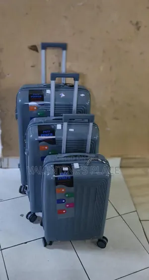 Brand New 3-Piece Jazz Power Luggage Set in Sleek Grey