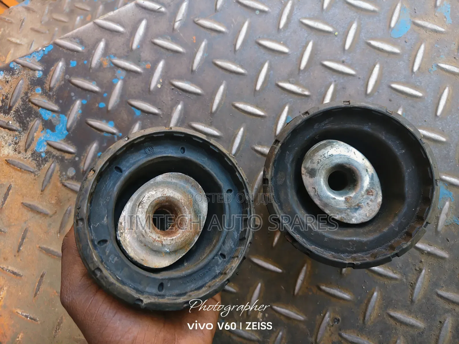 Mercedes Benz W203 Front Shock Mountain