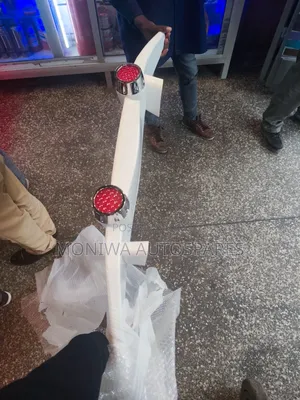 Spoiler Universal With Lights