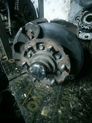 Toyota Dyna Front Disk /Hub
