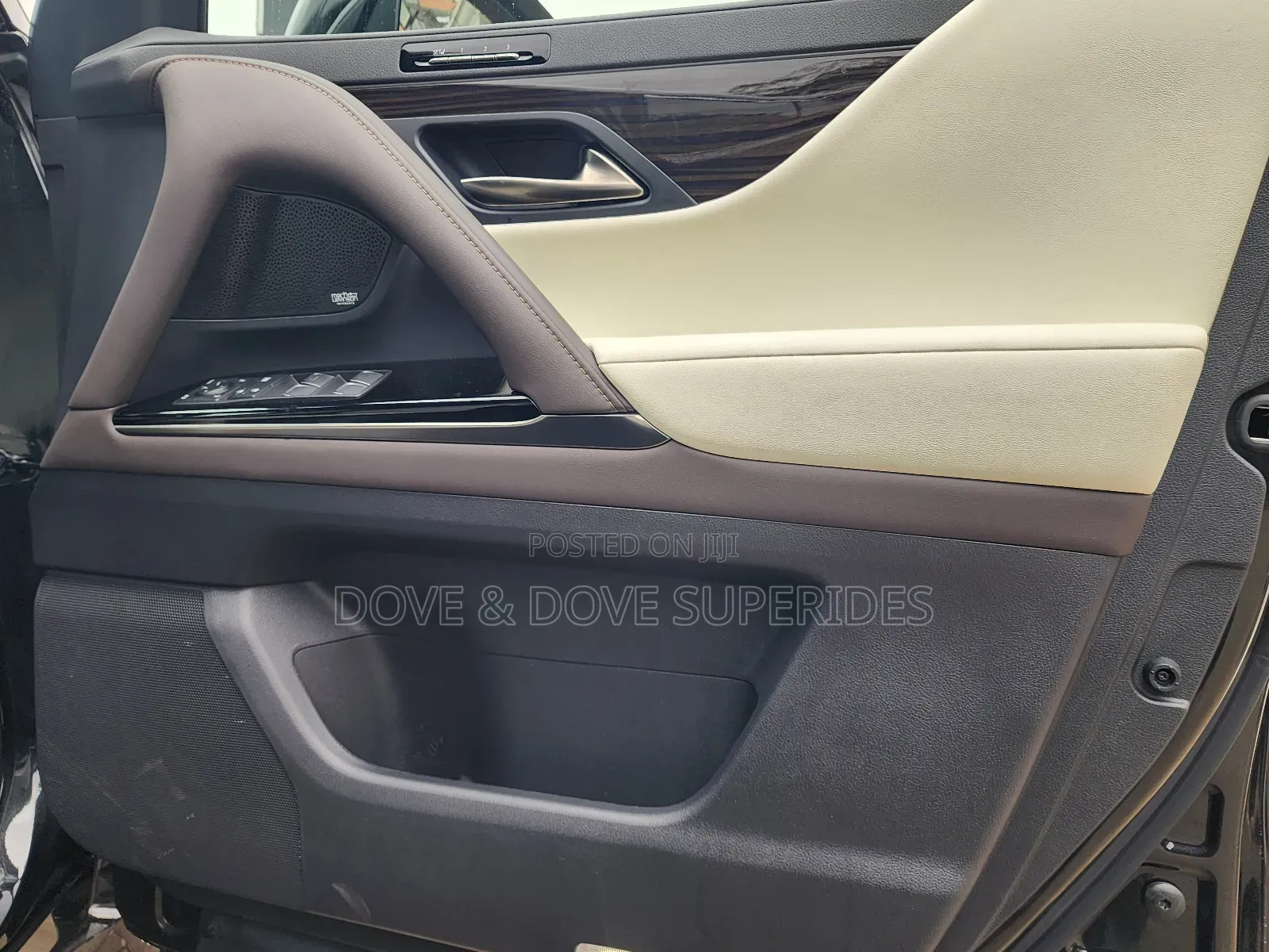 Lexus LX 600 2023 Black