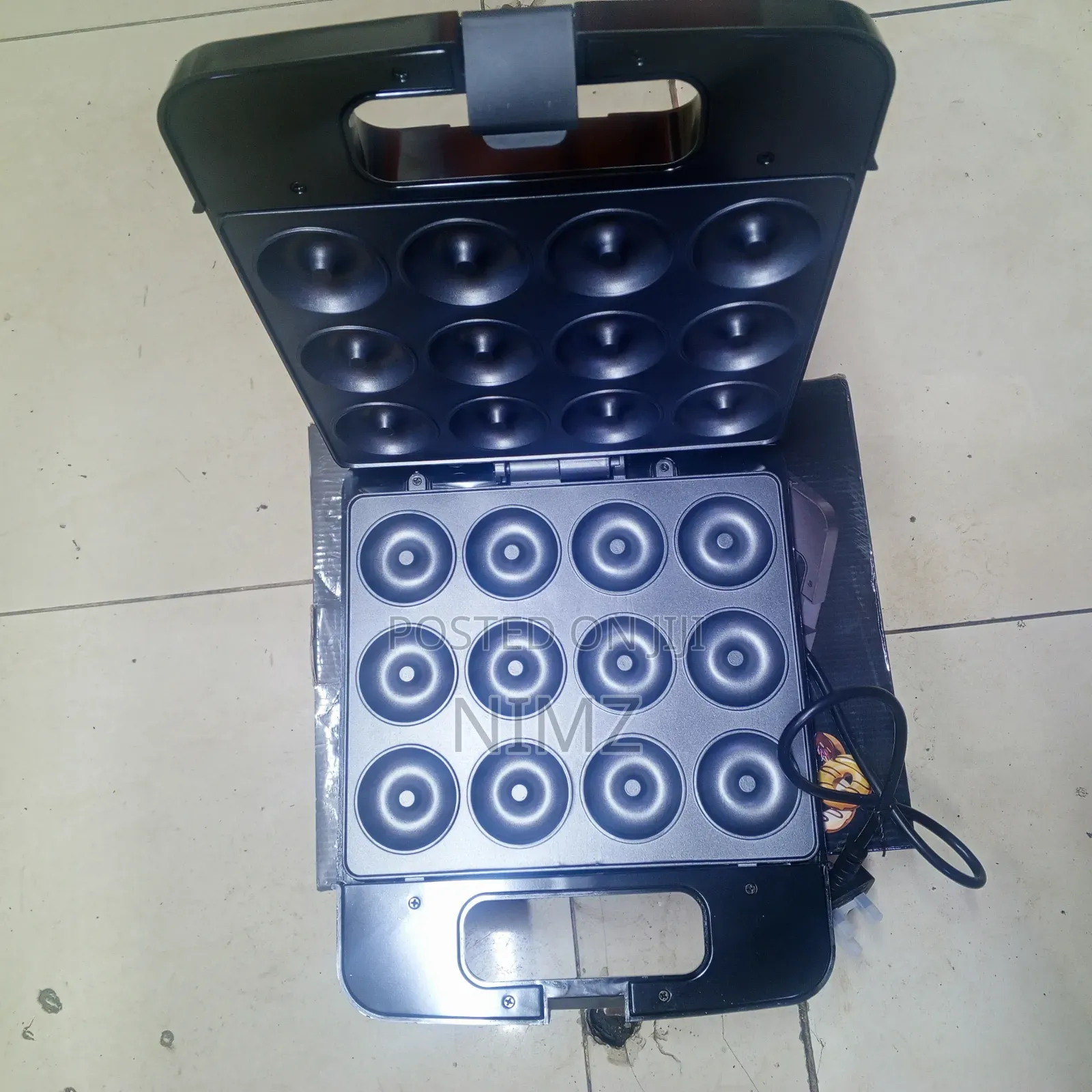 12pcs Donut Maker Machine