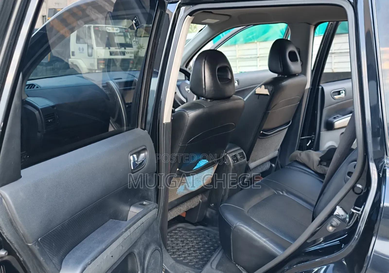 Nissan X-Trail 2010 Black