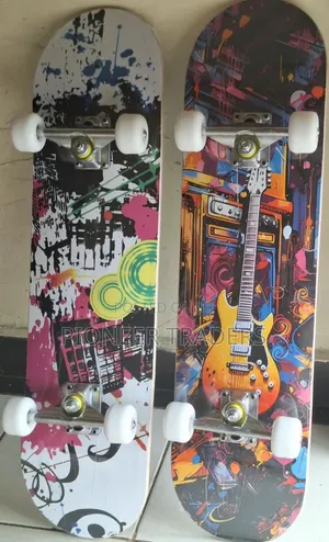 Adult Skateboard With Rubber Wheel