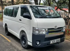 Toyota HiAce 2013 White