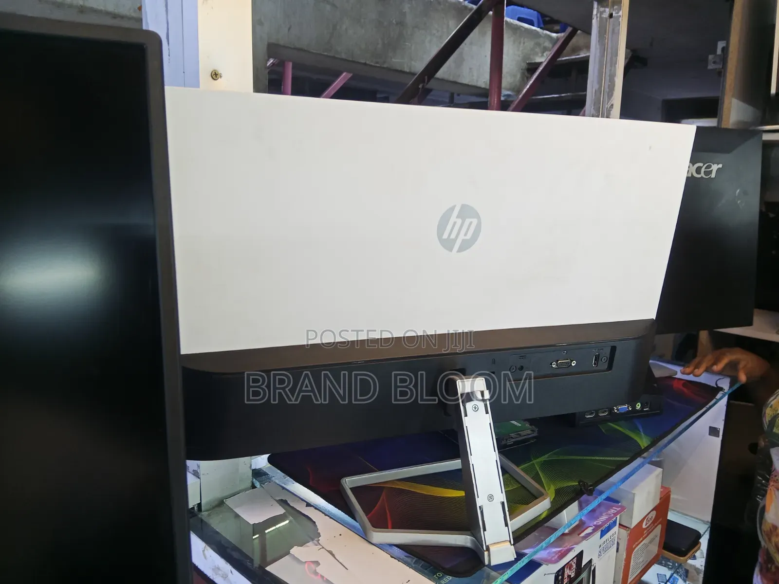 HP 24 Inches Frameless Monitor