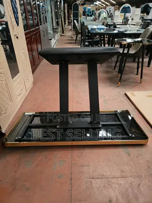 Modern and Stylish Rectangular Dining Table