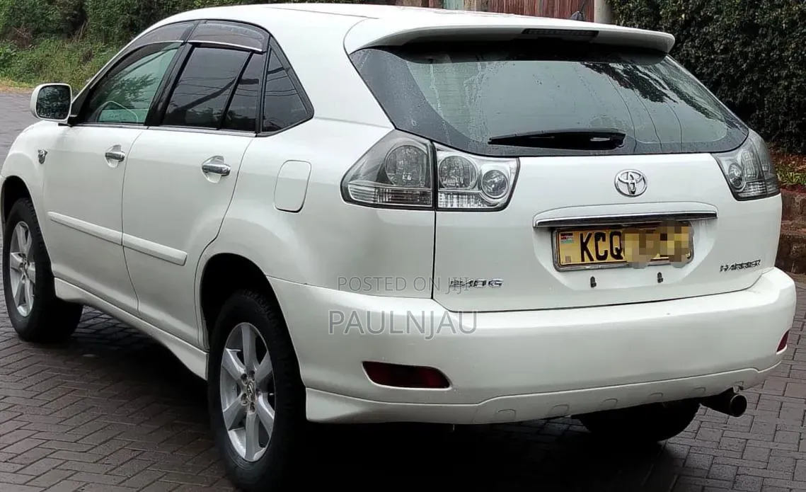 Toyota Harrier 2010 White