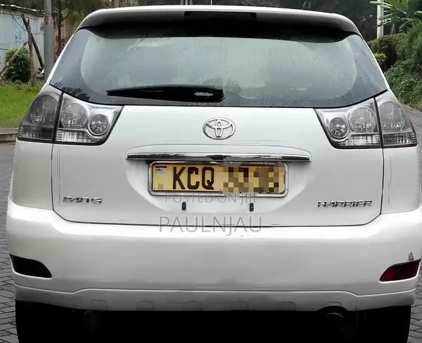 Toyota Harrier 2010 White