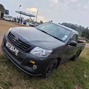Toyota Hilux 2016