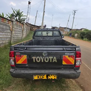 Toyota Hilux 2016