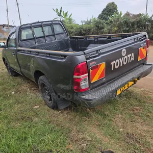 Toyota Hilux 2016