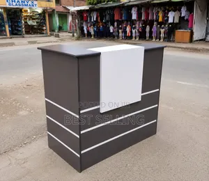 Modernized 1.2 MTRS Reception Desk With Quality Design