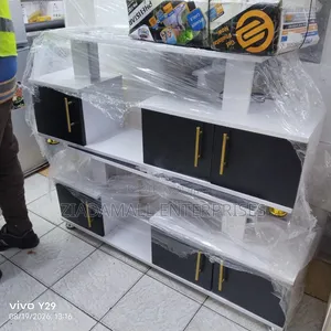 Modern 4feet TV Stand. 55inches TV. With Cabinets