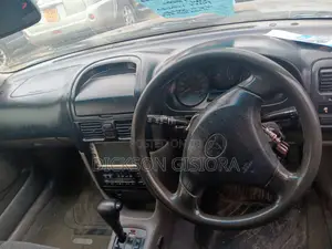 Toyota Caldina 2000 Blue