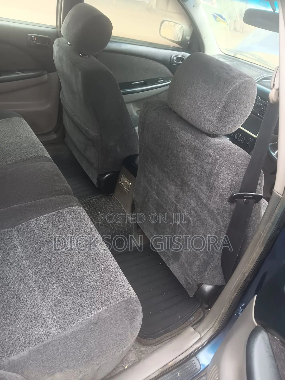 Toyota Caldina 2000 Blue