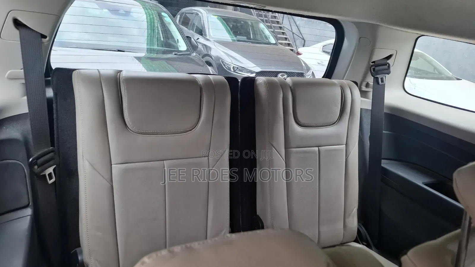 Isuzu MU-X 2015 White