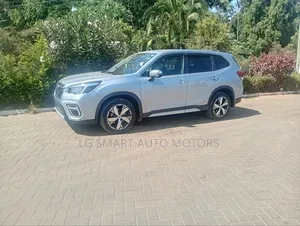 Subaru Forester 2018 Silver