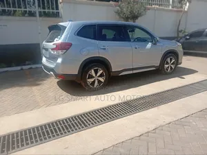 Subaru Forester 2018 Silver