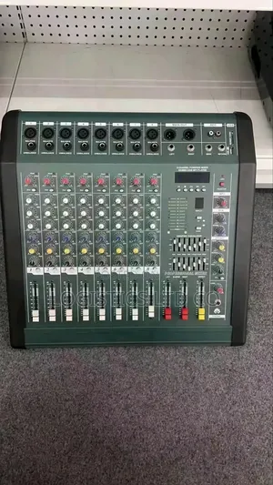 Mackie 8 Channel Powered Mixer With Effects 1200 Watt
