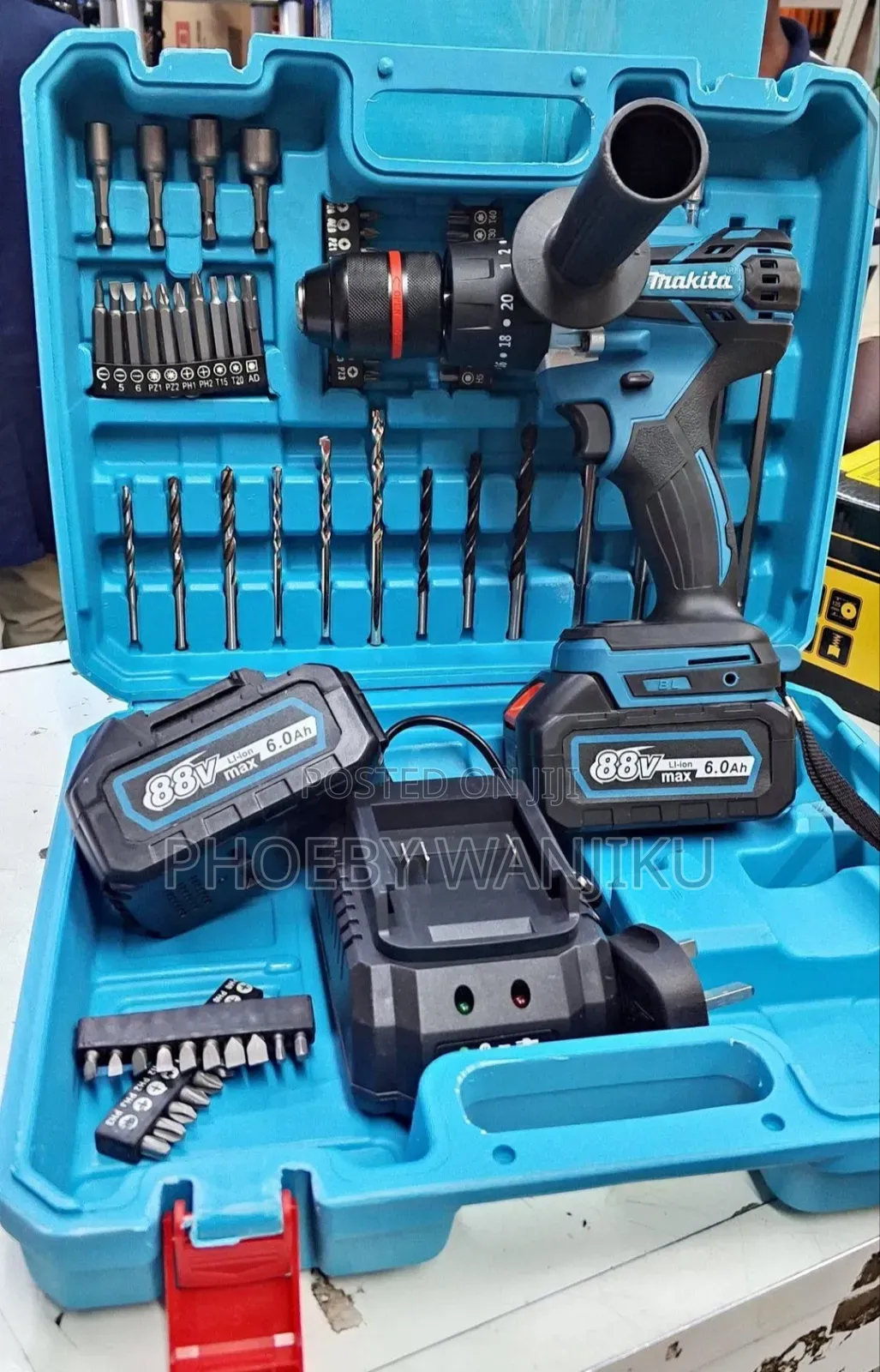 Makita Hammer Drill/88volts Makita Hammer Drill