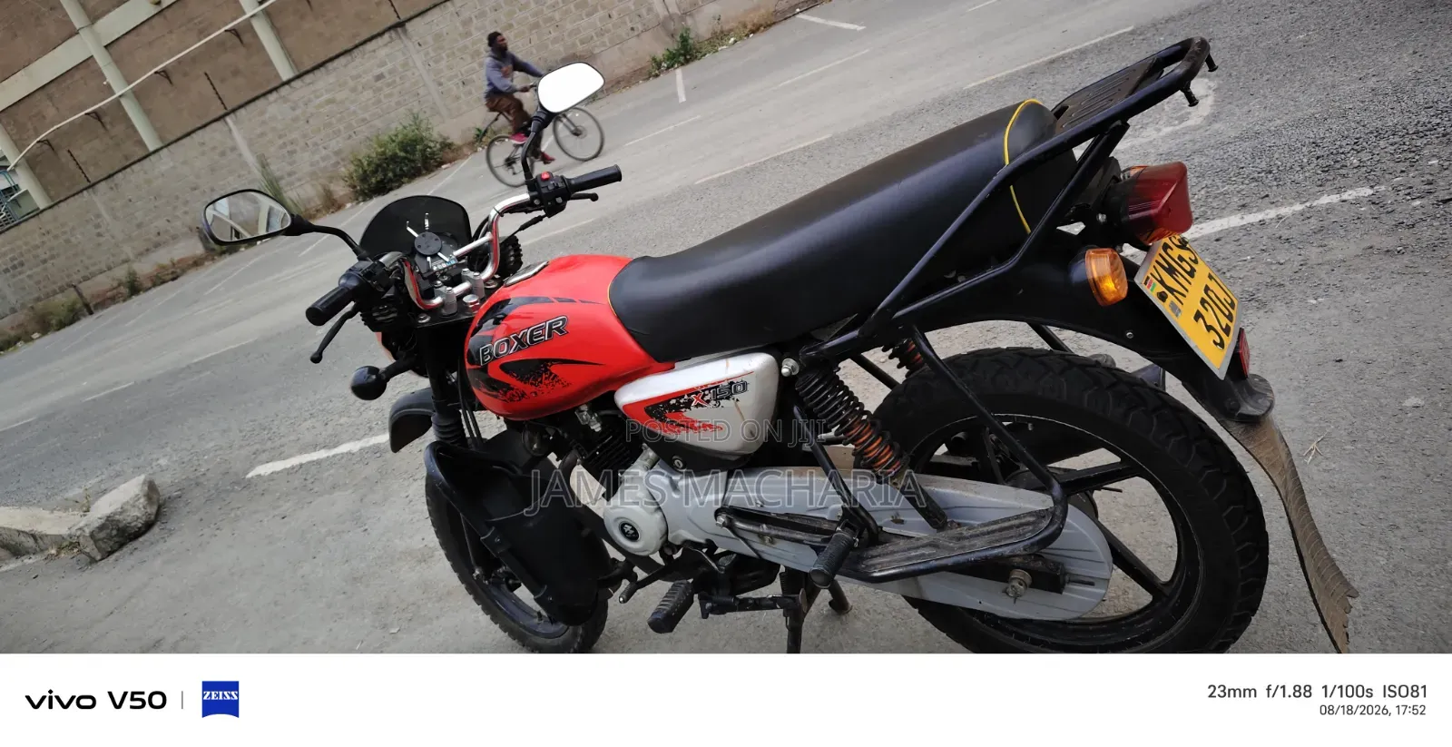 Bajaj Boxer 150 UG 2026 Red