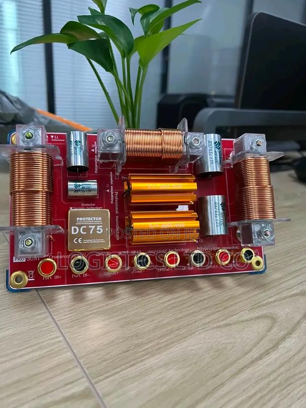 Crossover Pro 30n 3 Way Crossover 1800hz
