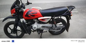Bajaj Boxer 150 UG 2026 Red