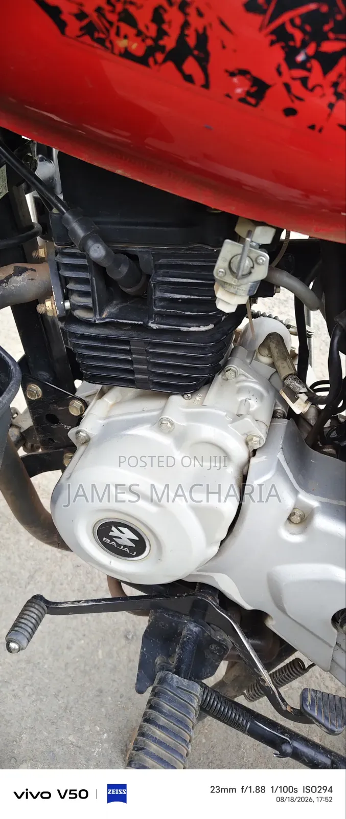 Bajaj Boxer 150 UG 2026 Red