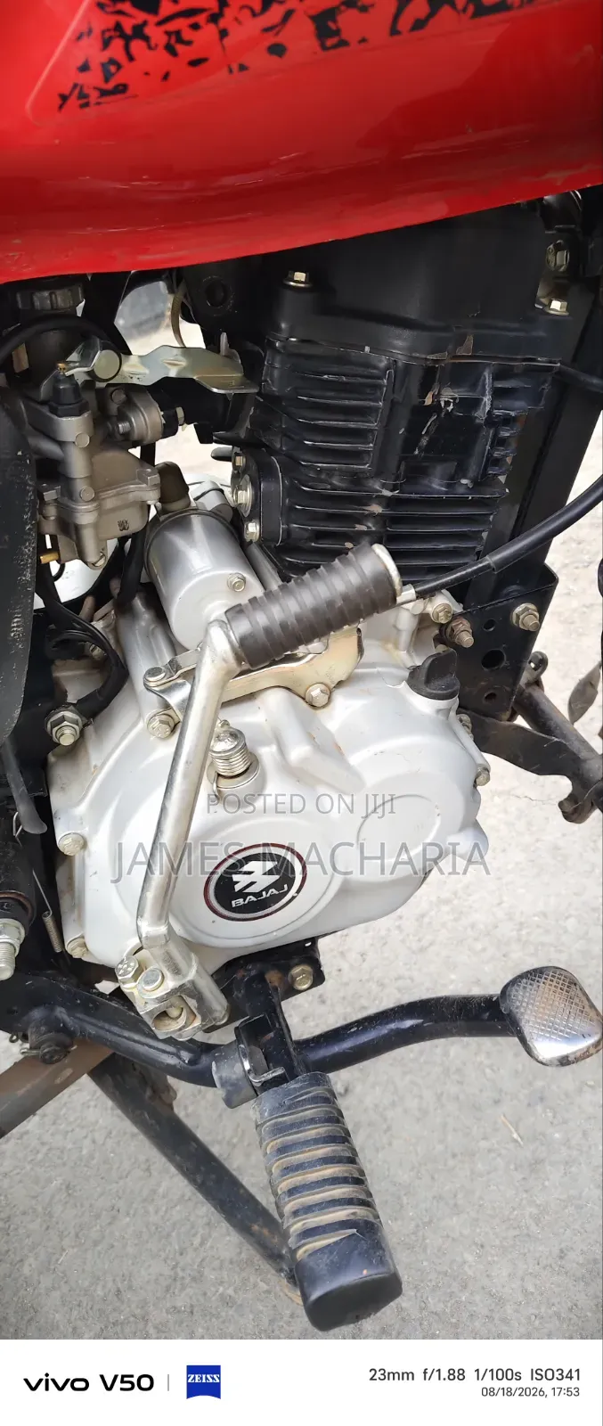 Bajaj Boxer 150 UG 2026 Red