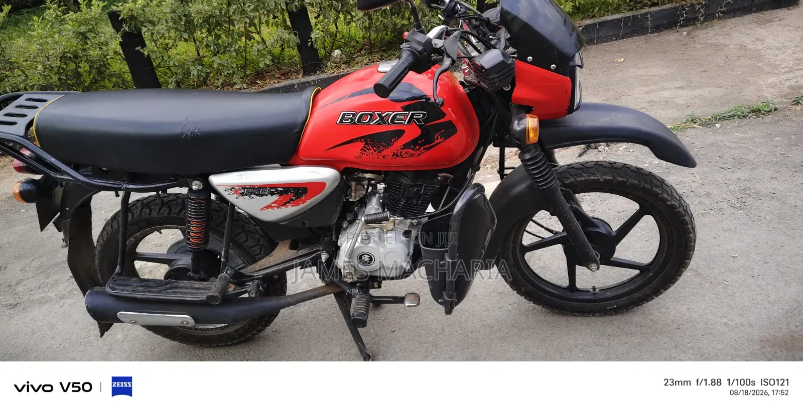 Bajaj Boxer 150 UG 2026 Red