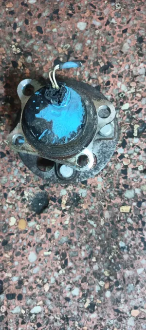 Rear Wheel Bearing Hub Ractis/Fielder