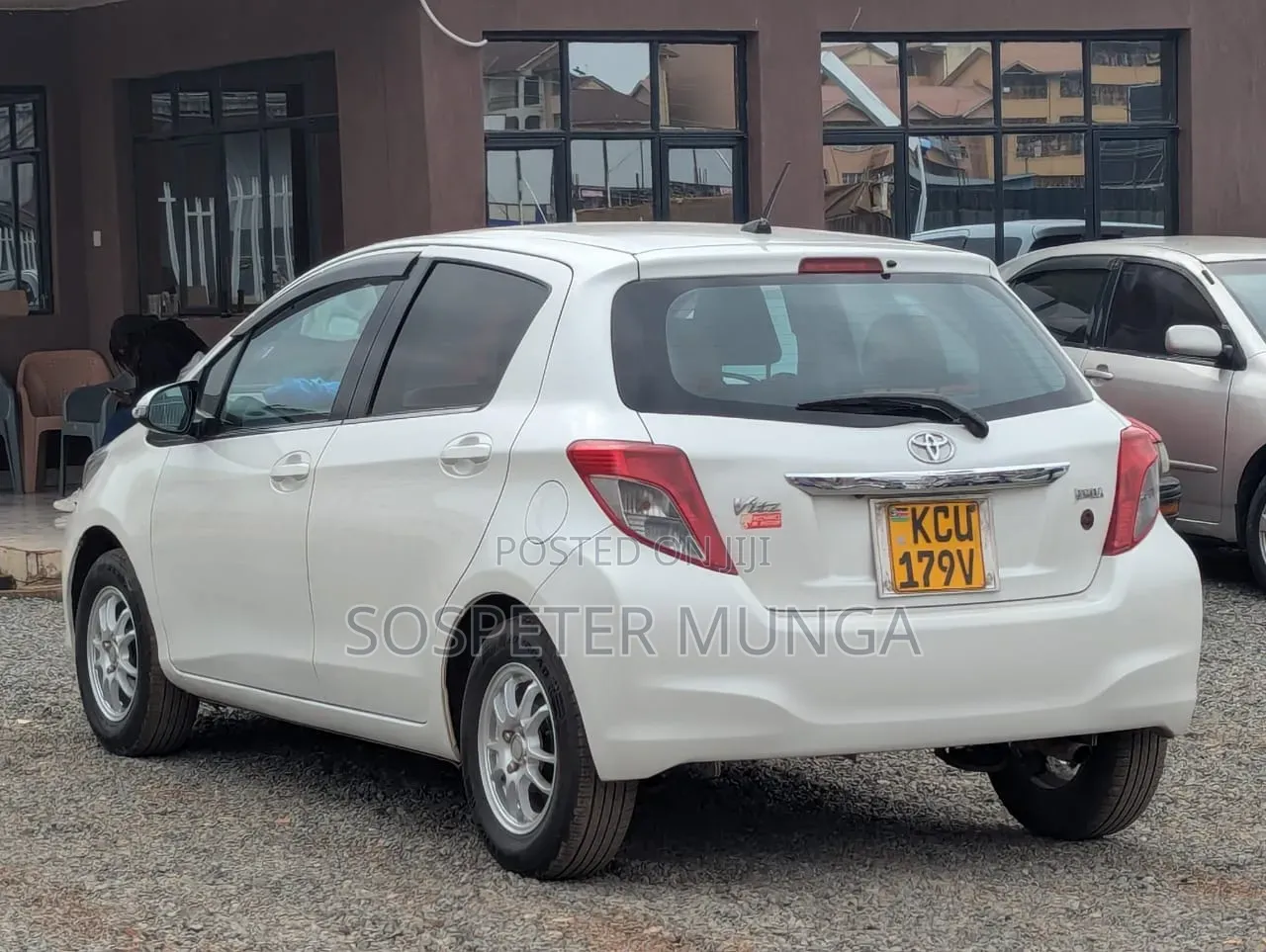 Toyota Vitz 2012 White