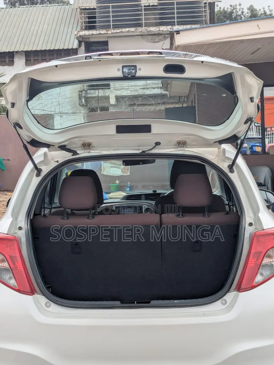 Toyota Vitz 2012 White