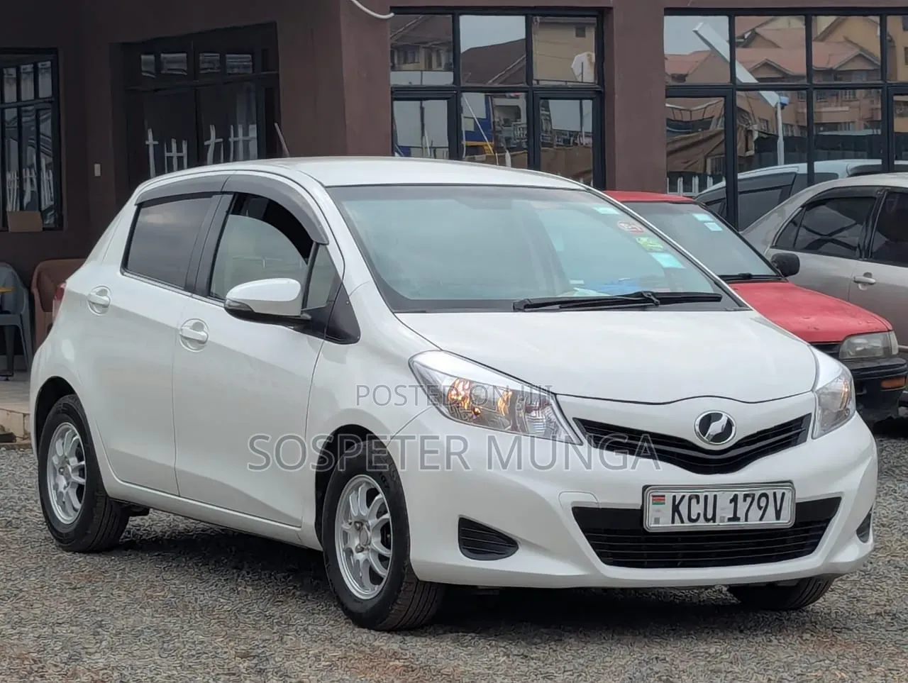 Toyota Vitz 2012 White