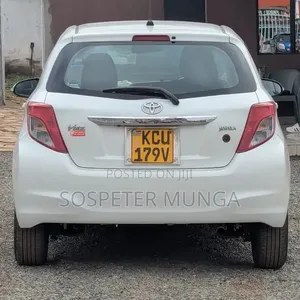 Toyota Vitz 2012 White