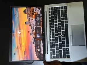 Laptop HP EliteBook X360 1030 G2 8GB Intel Core i5 SSHD+SSD 256GB