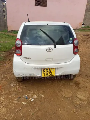 Toyota Passo 2015 White
