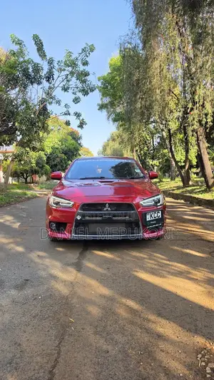 Mitsubishi Lancer Evo 2010 Red