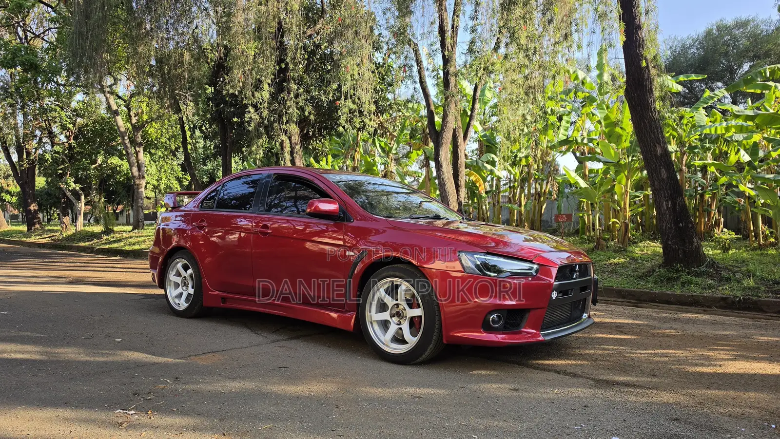 Mitsubishi Lancer Evo 2010 Red