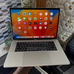 Laptop Apple MacBook Pro 2021 M1 16GB Apple M1 Pro SSD 512GB